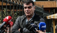 Μήνυση Βαξεβάνη σε Μητσοτάκη για συκοφαντική δυσφήμιση – Ζητά αποζημίωση 100.000 ευρώ