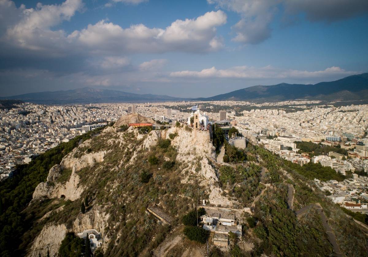 Αθήνα: Ανοίγουν σταδιακά και πάλι τα πάρκα και οι χώροι άθλησης