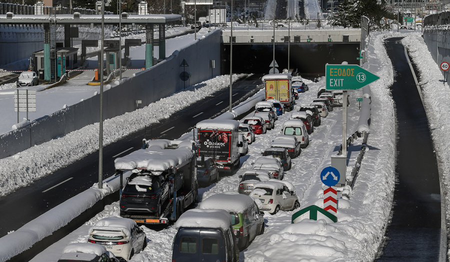 Meteo: Από το 2008 είχε να πέσει τόσο χιόνι στην Αθήνα μέσα σε μία μέρα