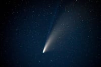 Πλησιάζει τη Γη ο πράσινος κομήτης των Νεάντερταλ - Πώς θα τον δείτε