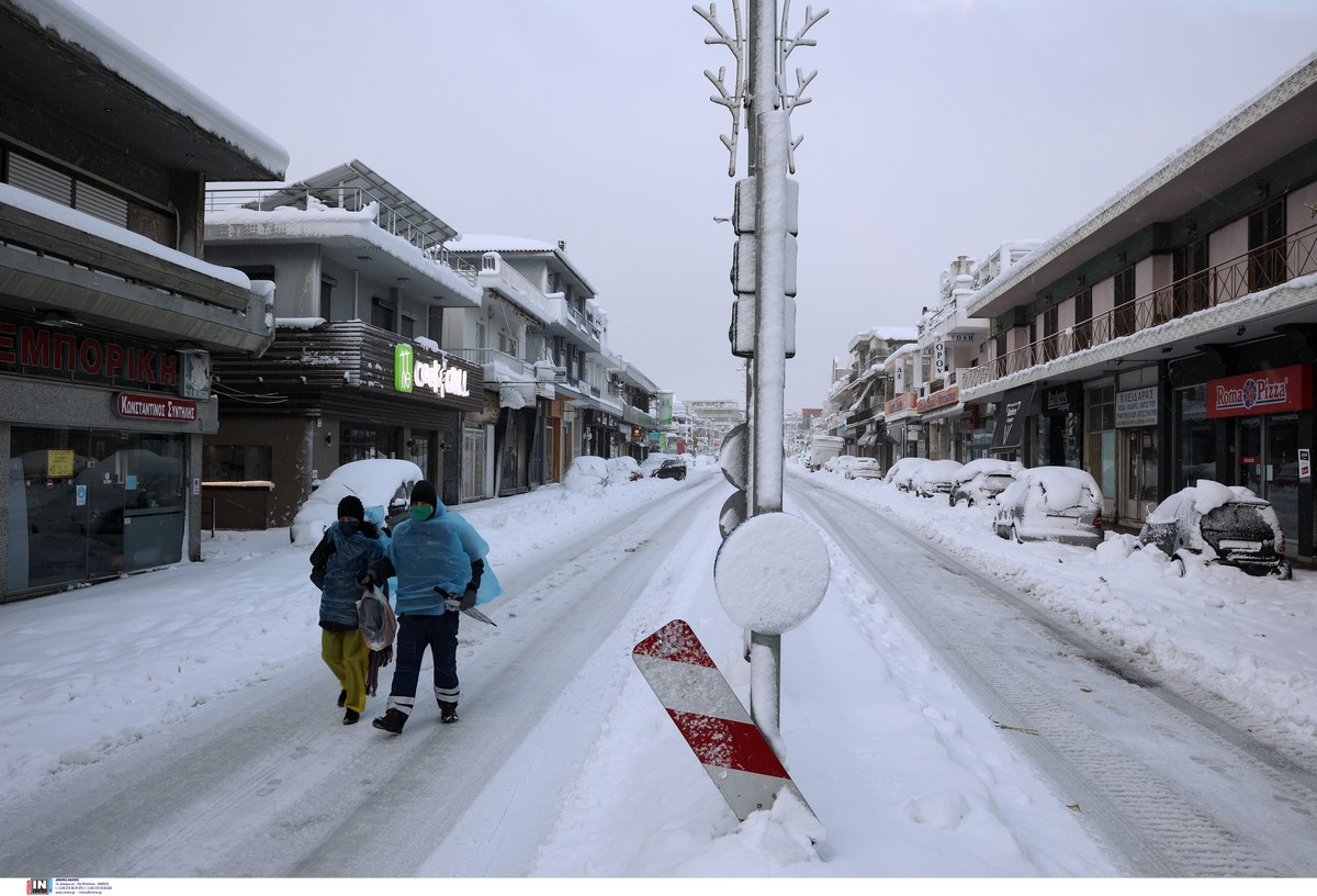 Κακοκαιρία: Και τώρα παγετός στην Αττική, προειδοποιούν οι μετεωρολόγοι για τις μετακινήσεις