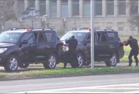 Συναγερμός στην Αγία Πετρούπολη: Άνδρας με τσεκούρι κρατά ομήρους 6 παιδιά