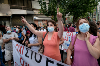 ΠΟΕΔΗΝ: Συγκεντρώσεις σε Αθήνα και Θεσσαλονίκη για τον υποχρεωτικό εμβολιασμό