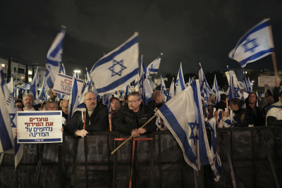 Περίπου 80.000 Ισραηλινοί διαδηλωτές διαμαρτυρήθηκαν στο Τελ Αβίβ κατά της κυβέρνησης Νετανιάχου