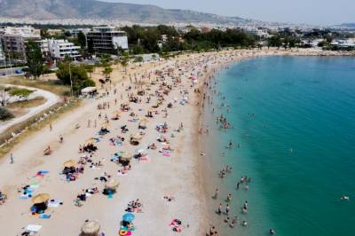 Παραλίες: Μεγάλες ανατροπές για ομπρέλες και ξαπλώστρες