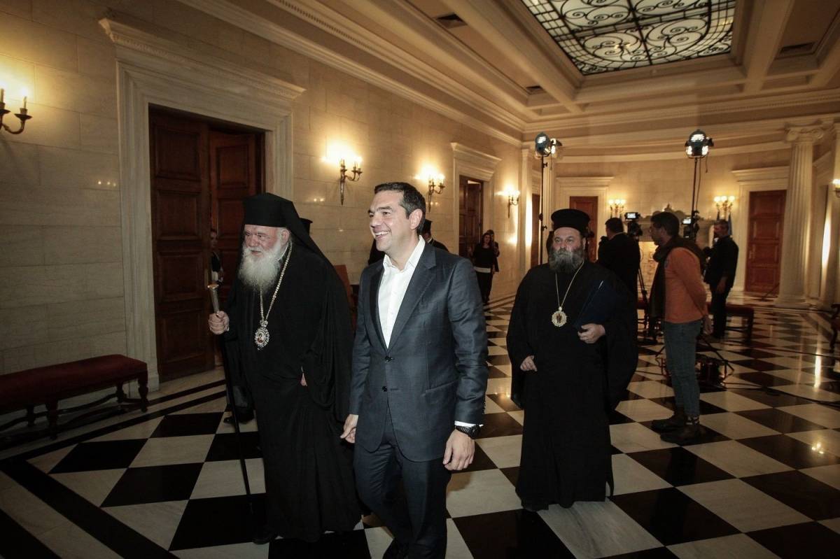 Προχωράει σε σχέδιο Νόμου ο Τσίπρας - Σύγκρουση με τους ακραίους της Εκκλησίας