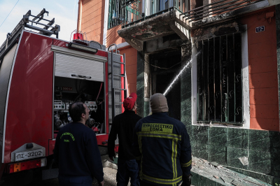 Μεταξουργείο: Πυρκαγιά σε μονοκατοικία - Δύο παιδιά στο νοσοκομείο