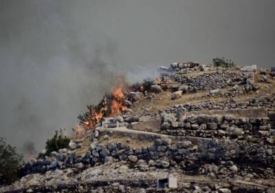 Μυκήνες: Μάχη με τη φωτιά ακόμα και μέσα στον αρχαιολογικό χώρο