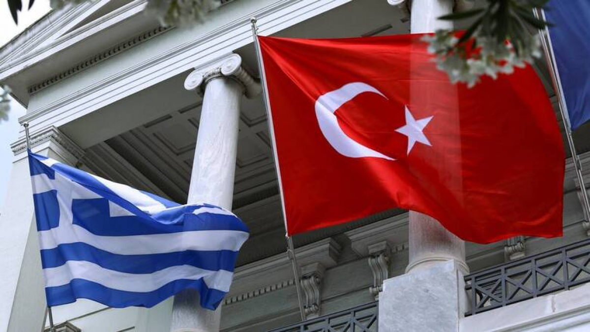 Arab News: Οι μακροχρόνιες εντάσεις μεταξύ Τουρκίας και Ελλάδας δεν μπορούν να λυθούν χωρίς μια «μεγάλη συμφωνία»