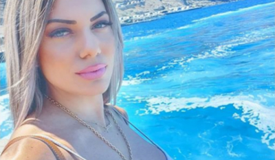 Ιωάννα Μαλέσκου: Κάτω από ντουζ με μαγιό και τρέλα στο Instagram (Βίντεο)