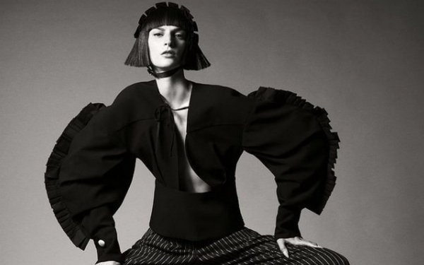 Ροζάνα Γεωργίου: Η Ελληνίδα «Καρυάτιδα» που θα περπατήσει το ντεφιλέ του Dior