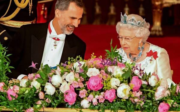 Στα 92 της η βασίλισσα Ελισάβετ έκανε την πρώτη της ανάρτηση στο Instagram