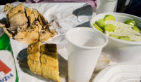 Καλαμάτα: Τους «έφαγε» η γουρνοπούλα - Στο νοσοκομείο με συμπτώματα σαλμονέλας 15 άτομα