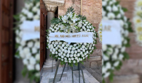 Ο Χουλουσί Ακάρ έστειλε στεφάνι στην κηδεία του στρατηγού Κωσταράκου