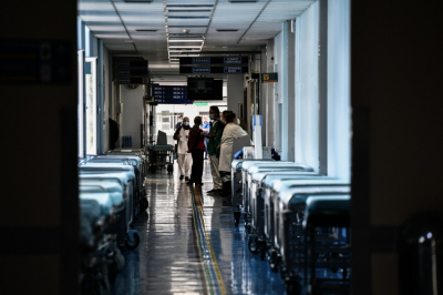 Νοσοκομεία Covid: Σταδιακή επιστροφή στην κανονική τους λειτουργία
