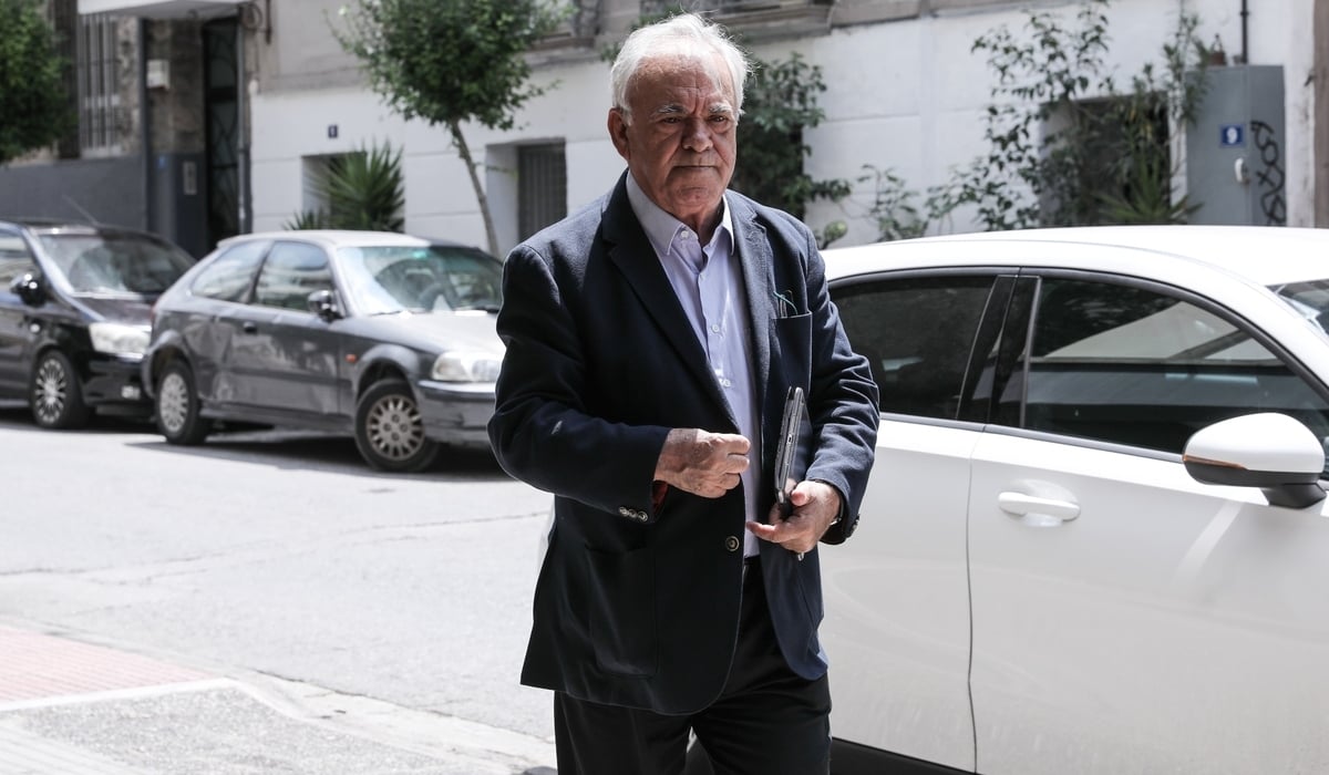 Παραίτηση Δραγασάκη από την Κεντρική Επιτροπή του ΣΥΡΙΖΑ αλλά παραμένει μέλος του κόμματος