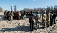 Ουκρανία: Με ιδιωτικά learjet αποχωρούν οι ολιγάρχες του Κιέβου