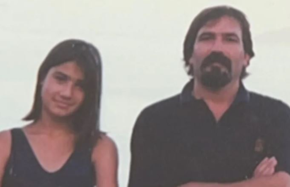 Φαίη Σκορδά: Η συγκινητική ανάρτηση για τον θάνατο του πατέρα της - «Μπαμπάκα μου σ&#039; αγαπώ»