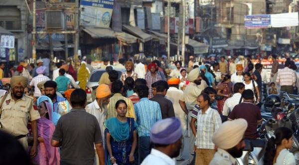 Ινδία: Ξεπέρασαν το ένα εκατομμύριο τα κρούσματα κορονοϊού