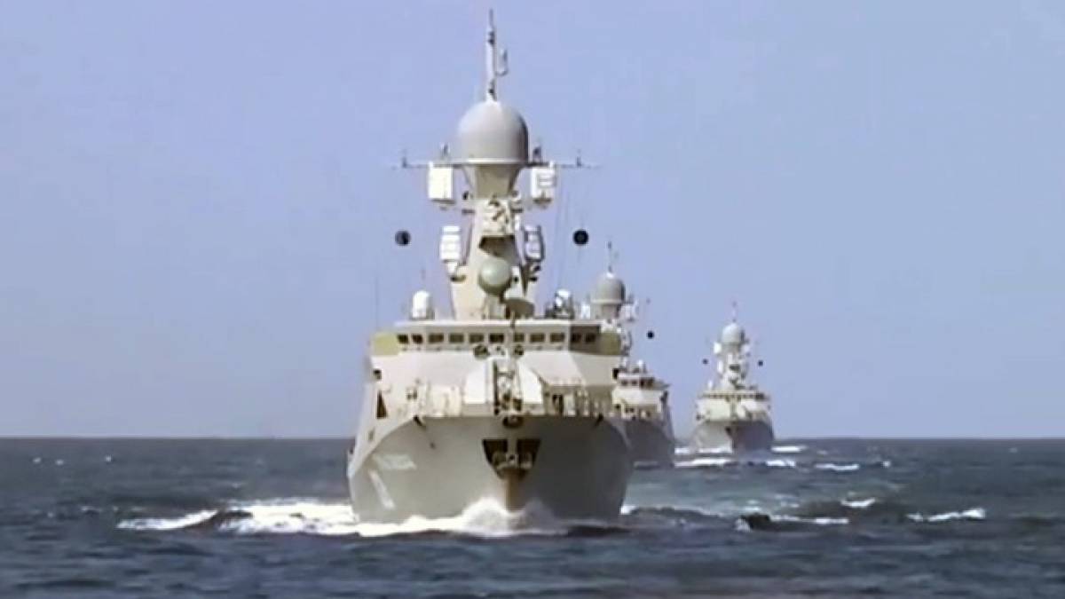 Κόλπος Ομάν: Κίνα - Ρωσία - Ιράν ξεκινούν κοινές στρατιωτικές ασκήσεις
