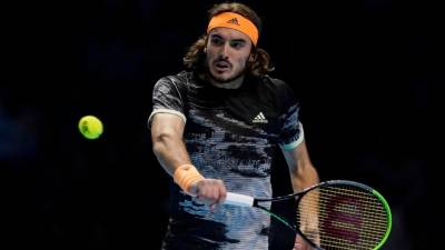 ATP Finals: Ο Φέντερερ αντίπαλος του Τσιτσιπά στον ημιτελικό