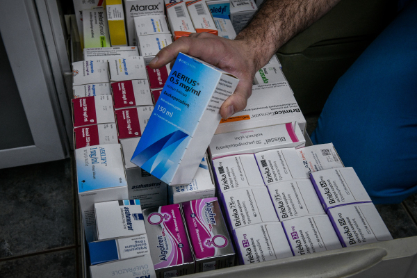 ΠΦΣ για τις ελλείψεις φαρμάκων: «Να συνεχιστεί η απαγόρευση των παράλληλων εξαγωγών»