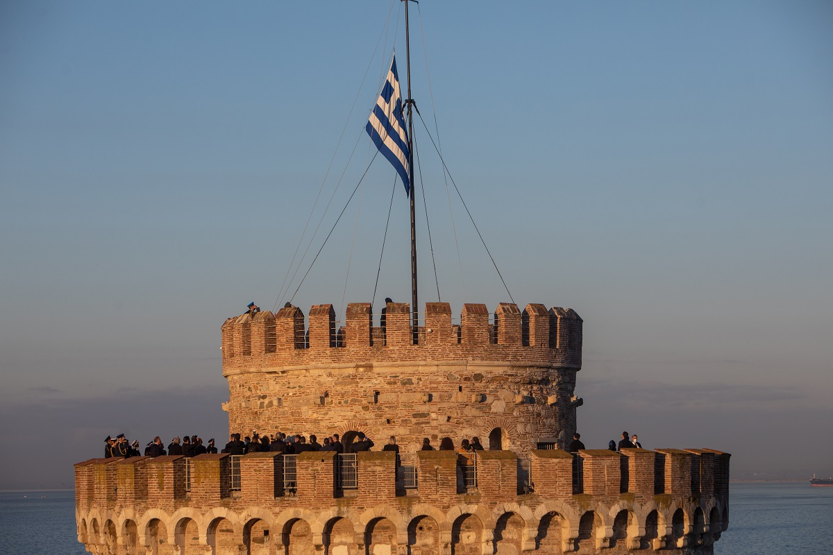 Θεσσαλονίκη: Ο φραπές και ο μαλ.... - Το διαφημιστικό για τον τουρισμό που ξεσήκωσε αντιδράσεις