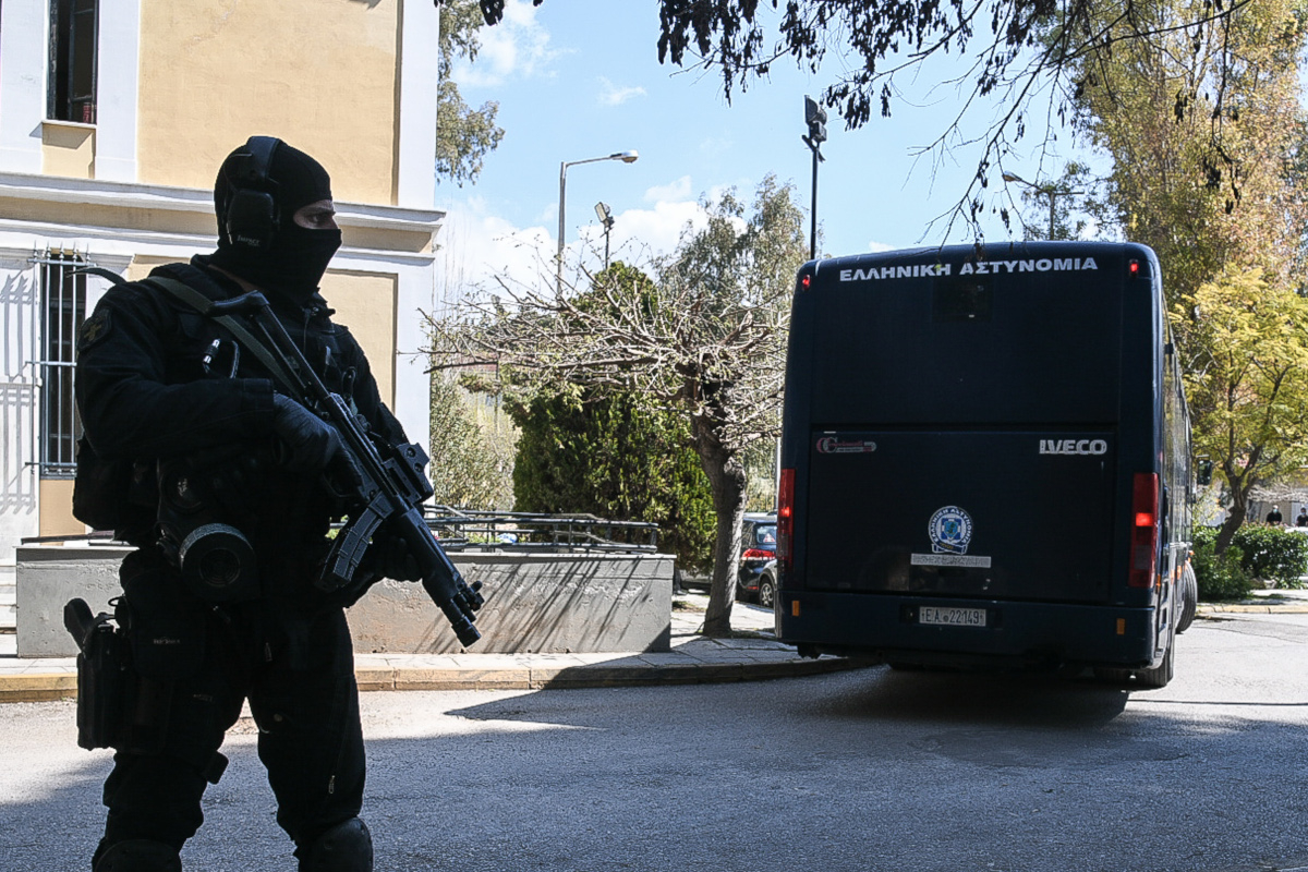Χτύπημα σε εβραϊκό εστιατόριο στο κέντρο της Αθήνας και δολοφονίες ετοίμαζαν οι τρομοκράτες
