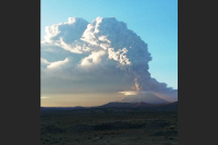 Περού: «Βρυχάται» ξανά το ηφαίστειο Ουμπίνας - Όλο και συχνότερες εκρήξεις (Βίντεο)