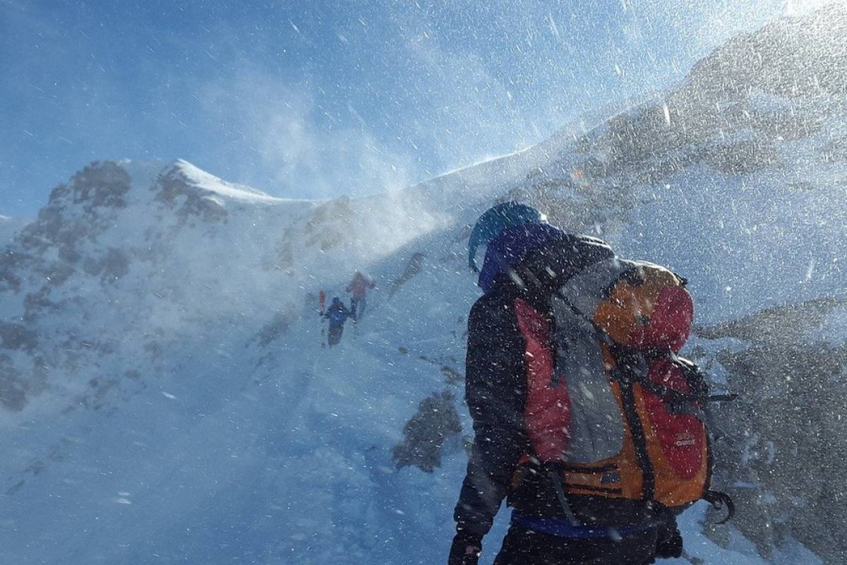 Ιράν: Χιονοθύελλα σκότωσε τουλάχιστον 8 ορειβάτες - 12 αγνοούμενοι