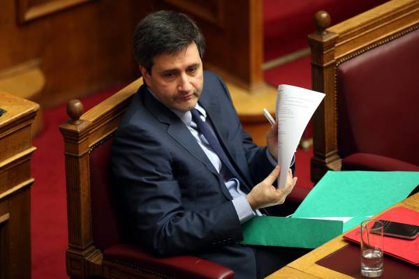 Χουλιαράκης: Επιτυχία της κυβέρνησης η ανάκτηση της αξιοπιστίας των δημοσιονομικών