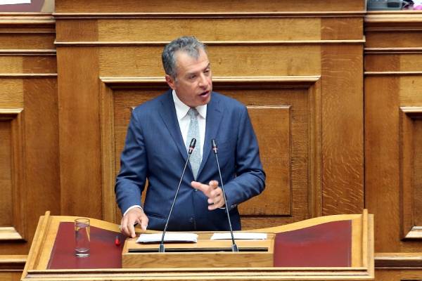 Στ. Θεοδωράκης: Φεύγω πολιτικά ηττημένος, αλλά υπερήφανος για την προσφορά του Ποταμιού