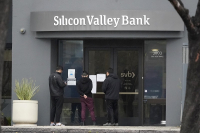 Silicon Valley Bank: Τρέχουν να σώσουν τις startups από «εξαφάνιση» - Φόβοι μην σκάσει η «φούσκα» και στη Βρετανία