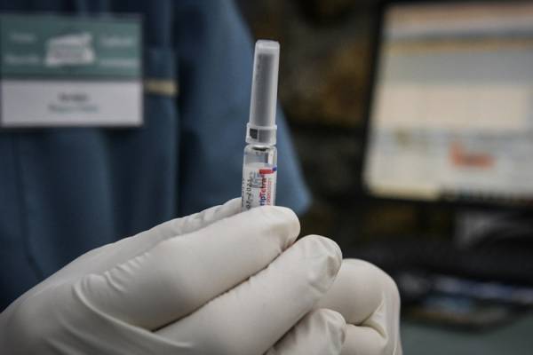 Βρετανία: Το εμβόλιο της Pfizer κατά του κορονοϊού μπορεί να εγκριθεί την προσεχή εβδομάδα