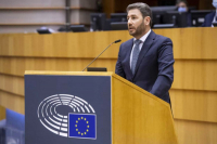 Νίκος Ανδρουλάκης: Προτείνει μέτρα αλληλεγγύης για την ενεργειακή κρίση
