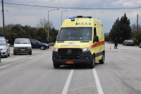 Κρήτη: Μετωπική δύο ΙΧ στα Χανιά - Δύο τραυματίες