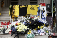 Δολοφονία Άλκη: Μεταφέρουν σε ασφαλές σημείο το μνημείο με τα αφιερώματα