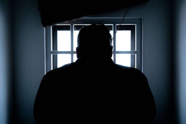 Πέθανε κρατούμενος που αυτοπυρπολήθηκε στις φυλακές Λάρισας