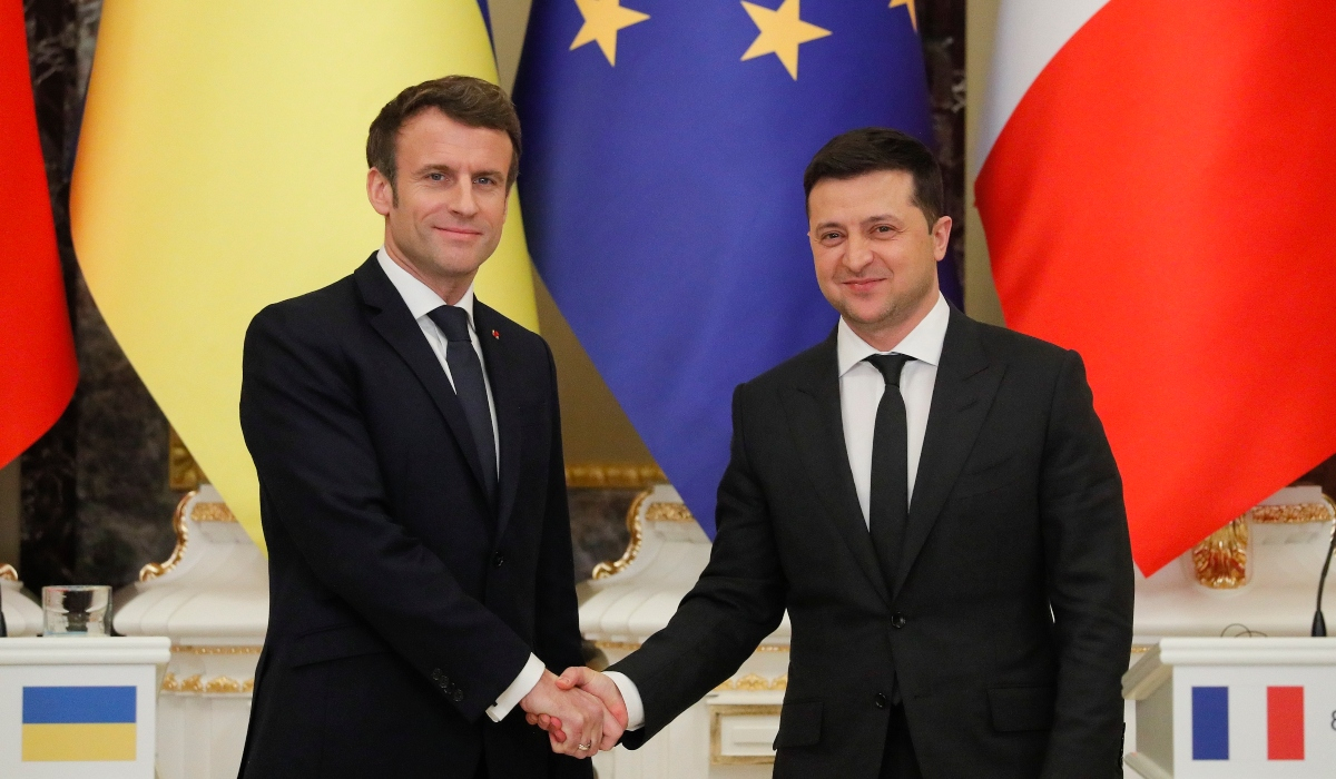 Μακρόν: Η Ουκρανία επιβεβαίωσε την ετοιμότητα της να εφαρμόσει την Συμφωνία του Μινσκ