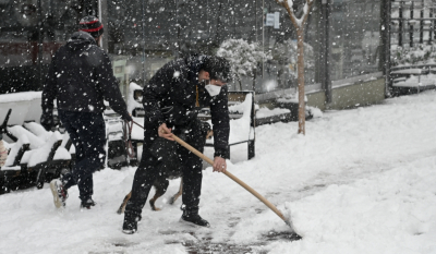Κακοκαιρία Ελπίδα: Πώς αντιμετωπίζουμε τον χιονιά - Οδηγίες από τον Ιατρικό Σύλλογο Αθηνών