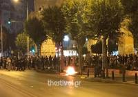 Θεσσαλονίκη: Αντιεξουσιαστές έβαλαν φωτιά στην περιοχή της Καμάρας