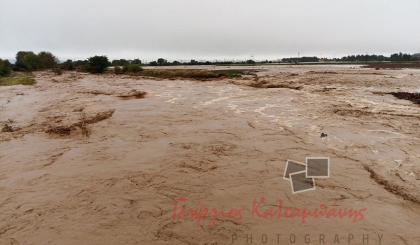 Κακοκαιρία Daniel: Πάνω από 60 εκατοστά το νερό σε χωριά της Φθιώτιδας - «Ο κάμπος έγινε λίμνη»