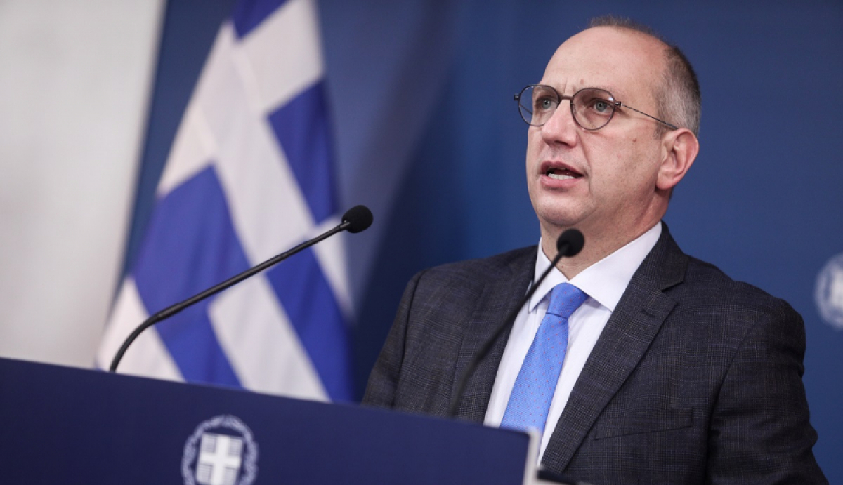 Ηλιόπουλος: Σε πανικό ο κ. Οικονόμου - Έβγαλε απάντηση σε ανάρτηση του προέδρου του ΣΥΡΙΖΑ η οποία δεν υπάρχει