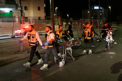Επίθεση με πυροβολισμούς κοντά σε συναγωγή στην Ιερουσαλήμ: 8 νεκροί και πολλοί τραυματίες