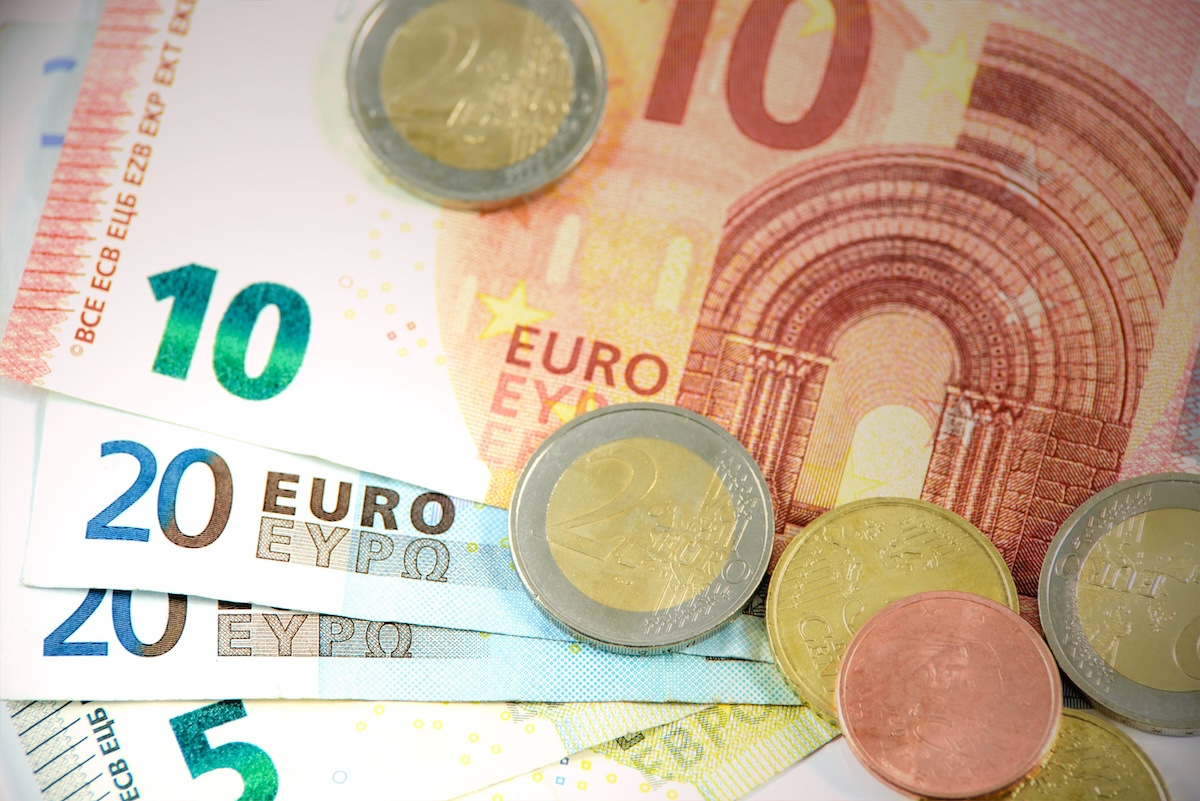 Reuters: Η Ελλάδα αποπληρώνει πρόωρα δάνεια 5,3 δισ. σε χώρες της Ευρωζώνης