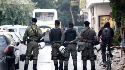 Εξάρχεια: Νέα αστυνομική επιχείρηση για την εκκένωση κατάληψης (video)