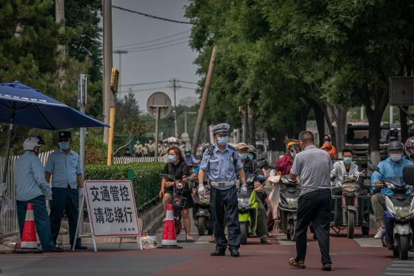 ΠΟΥ: Σε καραντίνα περιοχές του Πεκίνου - Τουλάχιστον 100 νέα κρούσματα κορονοϊού