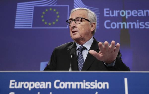Γιούνκερ: Παραδίδει σήμερα τα κλειδιά της Ευρωπαϊκής Επιτροπής