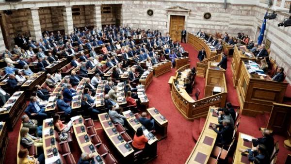 «Ναι» στο νομοσχέδιο για το επιτελικό κράτος από τη Βουλή - Καταψήφισε η αντιπολίτευση