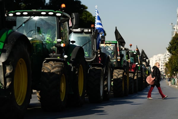 Οι αγρότες αγνοούν Χρυσοχοΐδη: Κατεβαίνουμε με τρακτέρ στην Αθήνα